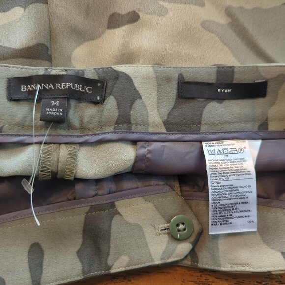 Banana Republic Womens Sz 14 Pants Ryan Camo print Mid Rise - Picture 8 of 14